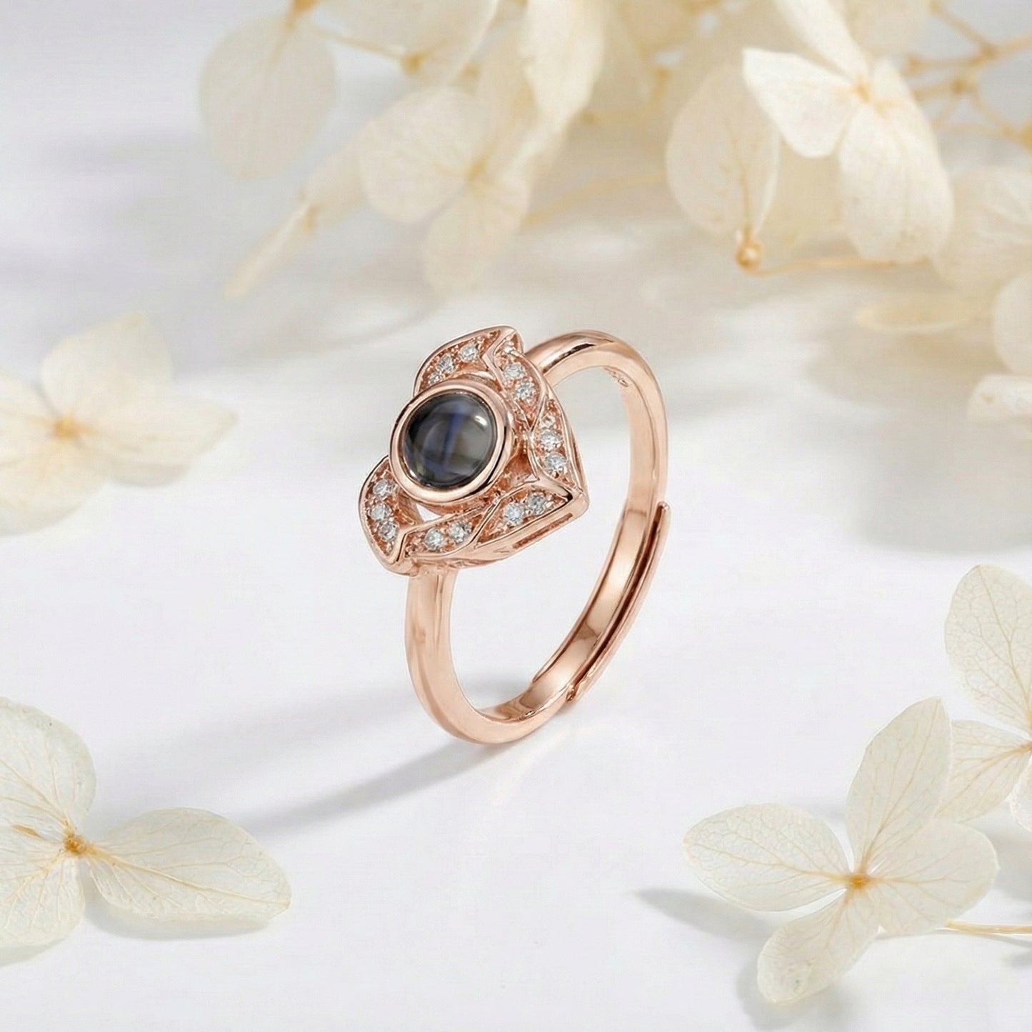 "I Love You" in 100 Languages Projection Ring – Exquisite Angel Wings Design – Romantic Promise & Engagement Gift for Her